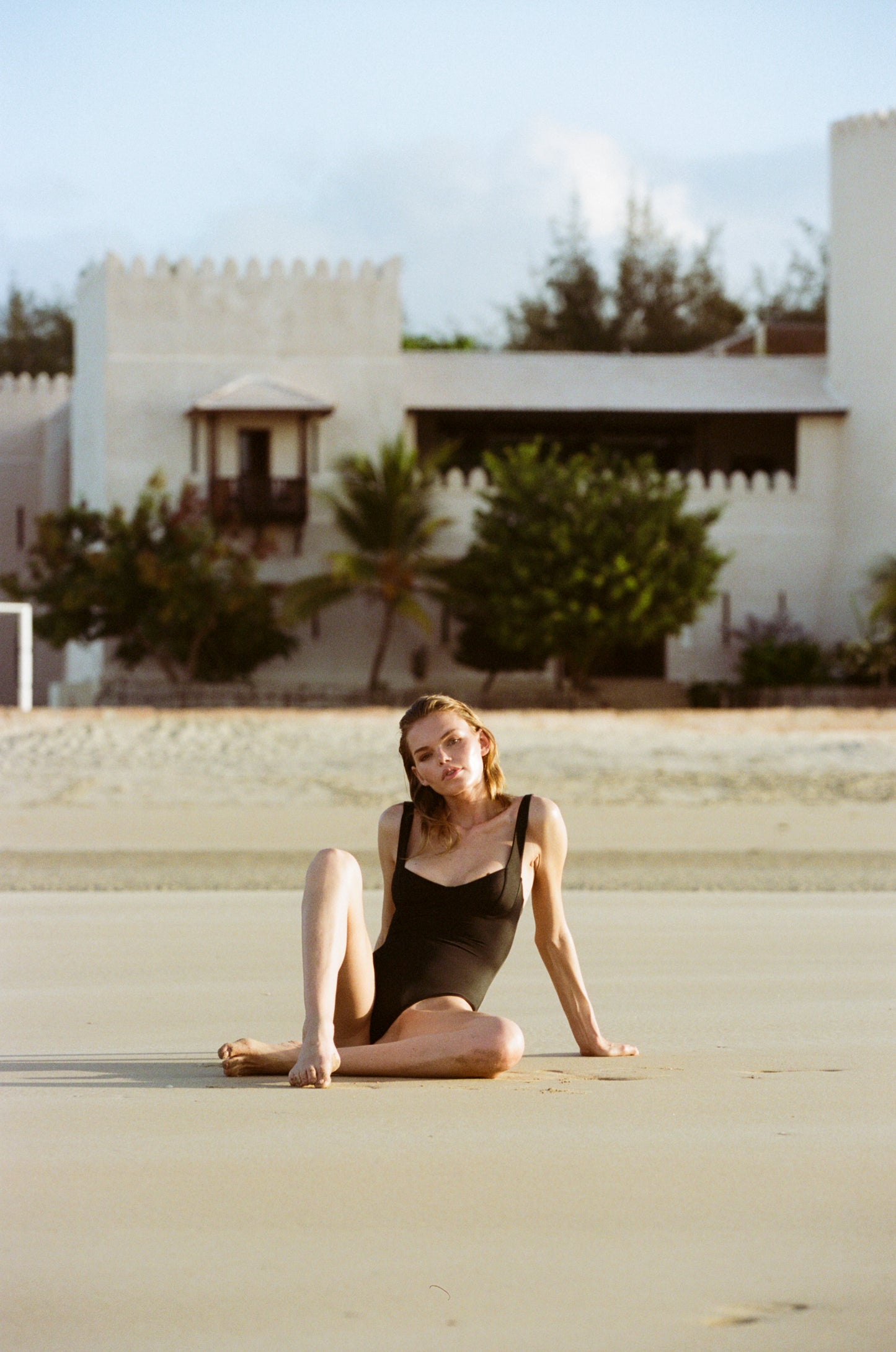 Une pièce Céline, Noir