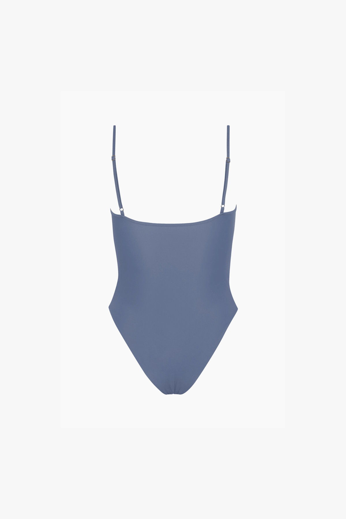 Madeleine One Piece, Azur