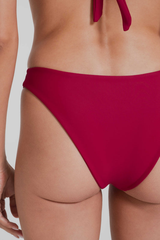 Chloé Bottom, Vin
